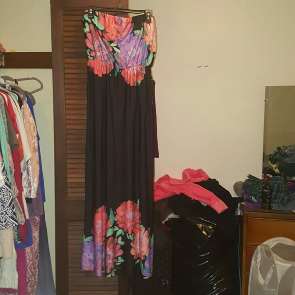Black/Floral Maxi Dress