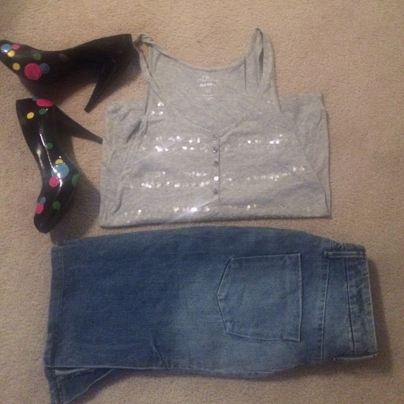 Old Navy grey tank with sequins
