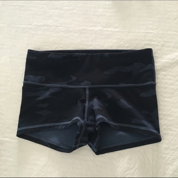Lululemon boogie shorts