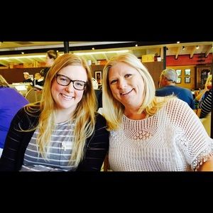 Meet your Posher, Whitney