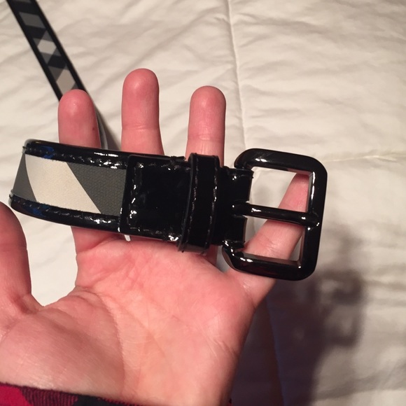 ❤️SOLD❤️ BURBERRY Black White Gray Plaid Belt - Picture 3 of 4