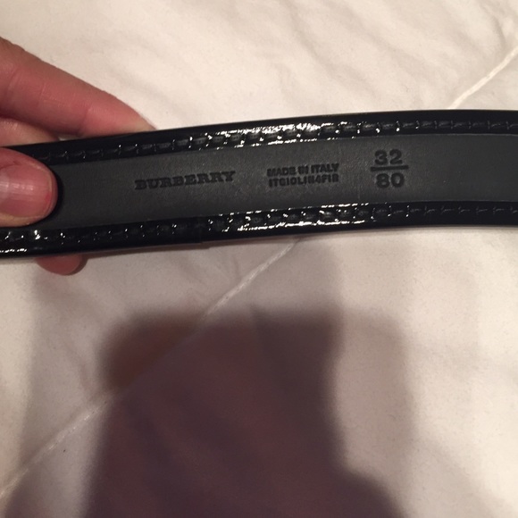 ❤️SOLD❤️ BURBERRY Black White Gray Plaid Belt - Picture 4 of 4