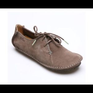 Clarks Faraway Field Shoes