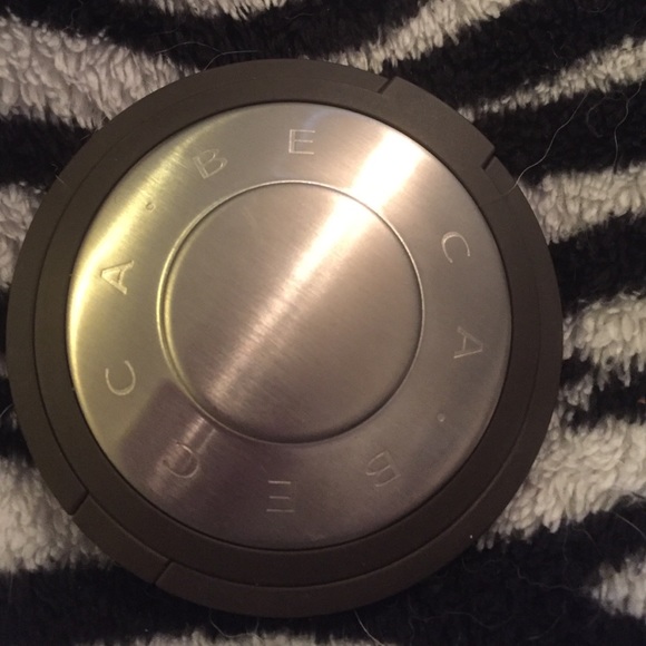 Becca perfect skin mineral powder foundation