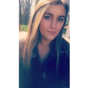 Meet your Posher, Janelle