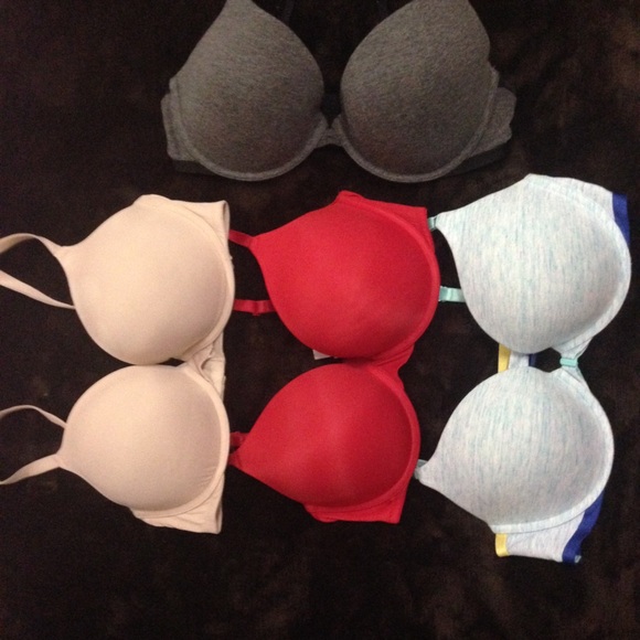 Victoria's Secret Bra Bundle 💖💖 -- LAST CHANCE