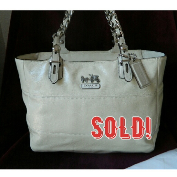 *SOLD* COACH CREAM HANDBAG TRIBECA TOTE!
