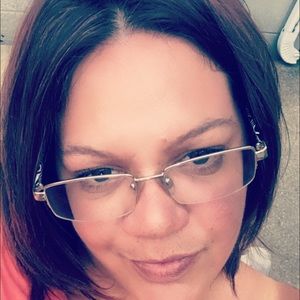 Meet your Posher, Jennie