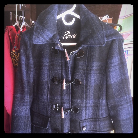 Guess coat - Picture 1 of 2