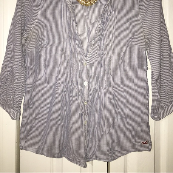 Hollister shirt - Picture 2 of 2