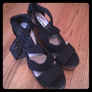 9.5 Steve Madden Wedges NWOT