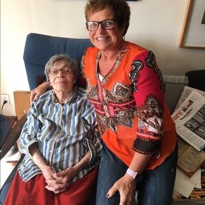 Meet your Posher, Pam