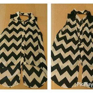 Zig-zag open backed tanktop