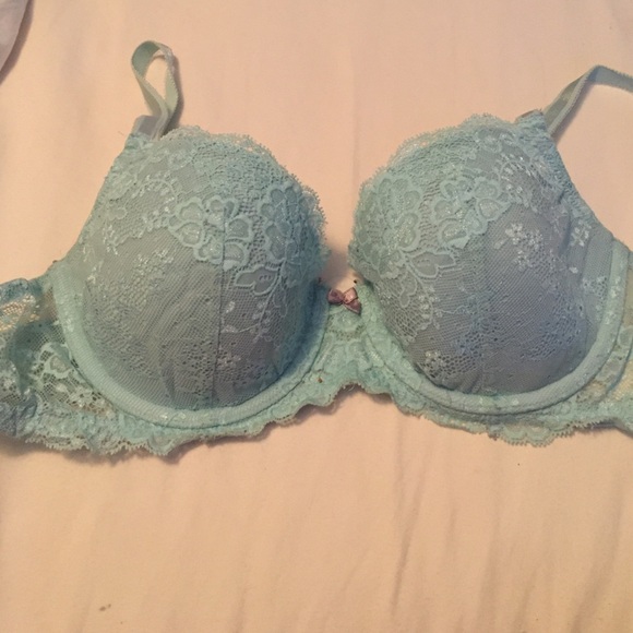 Victoria's Secret dream Angels bra.
