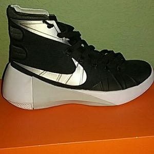 Nike HyperDunk 2015 TB