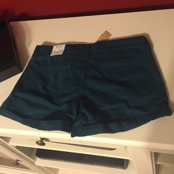 Blue AE shorts size 6 - Picture 3 of 3