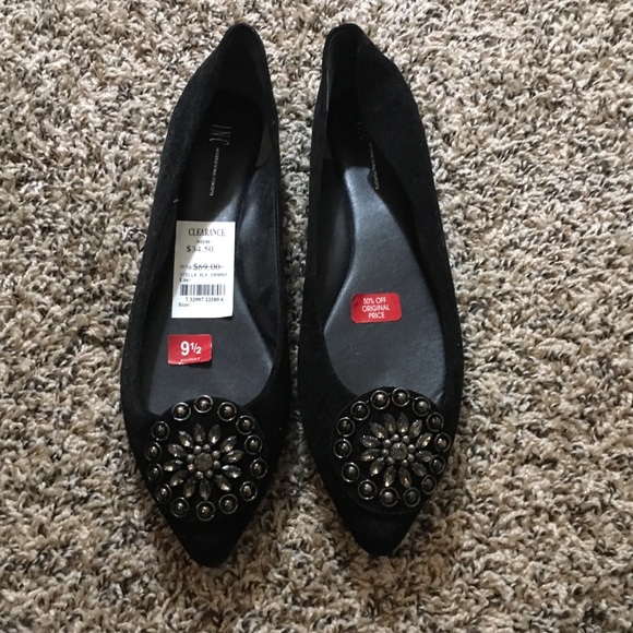 Black velvet ballet-style flats