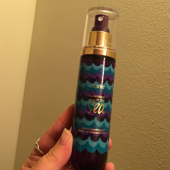 Tarte finishing spray