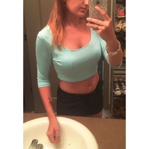 3/4 Sleeve Crop Top