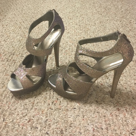 NWOT Glitter Heels! - Picture 1 of 3