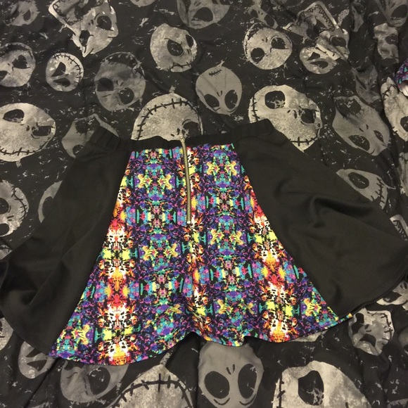 Olsenboye matching top and skirt set - Picture 2 of 4