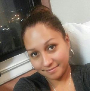 Meet your Posher, Vanessa