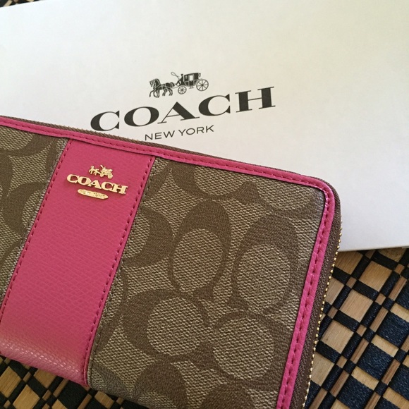 Coach Wallet New With Tags