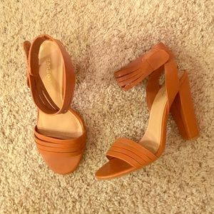 Light brown Bamboo strappy heels