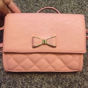 Crossbody purse