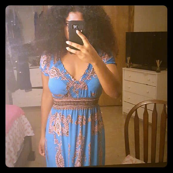 NWT Cap sleeve boho maxi dress