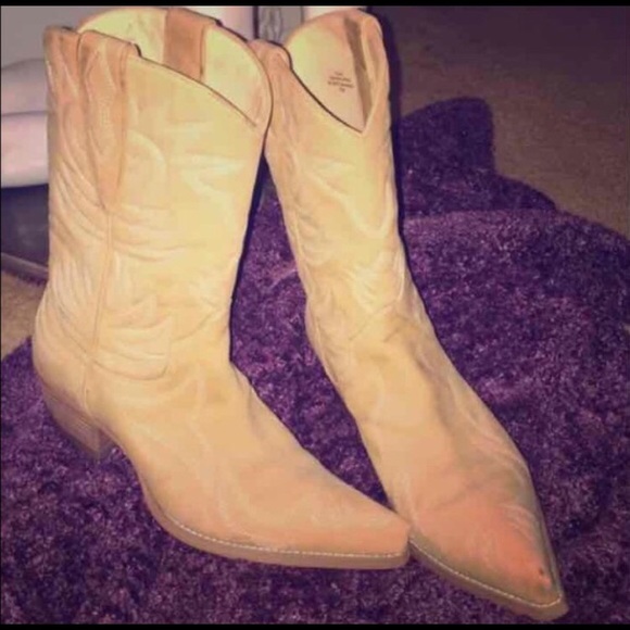 Guess Cowboy Boots