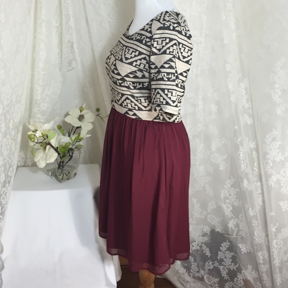 Short sleeve and crew neck dress FINAL CLEARANCEB5 - Picture 2 of 4