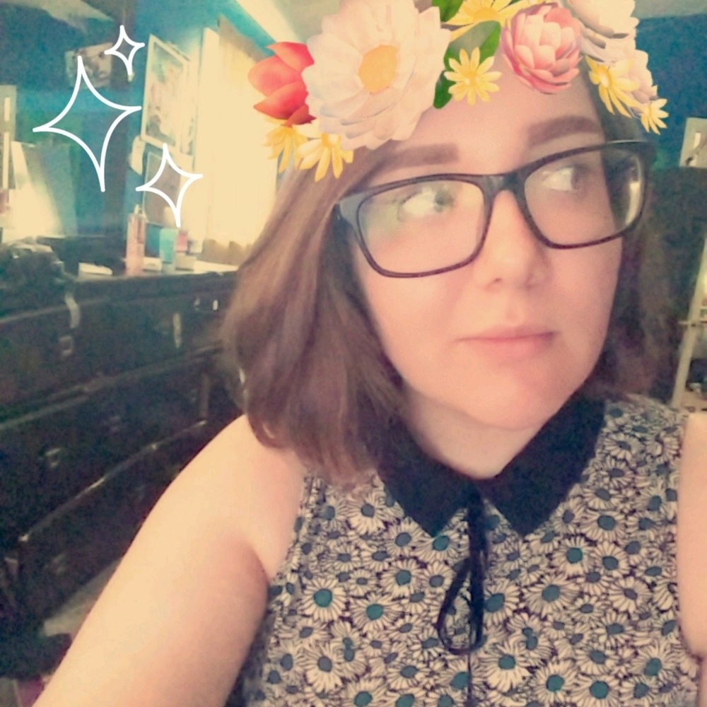Meet your Posher, Laura