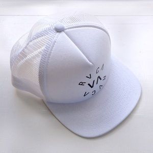 New RVCA White Beach Snapback