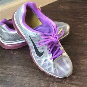 Limited Edition Livestrong Nike AirMax