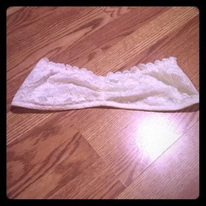 Ivory lace bandeau size L