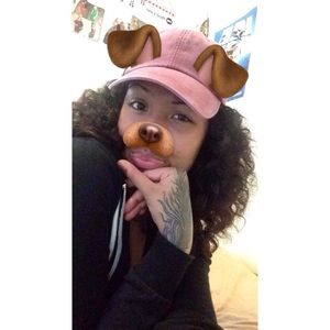 Meet your Posher, Danella