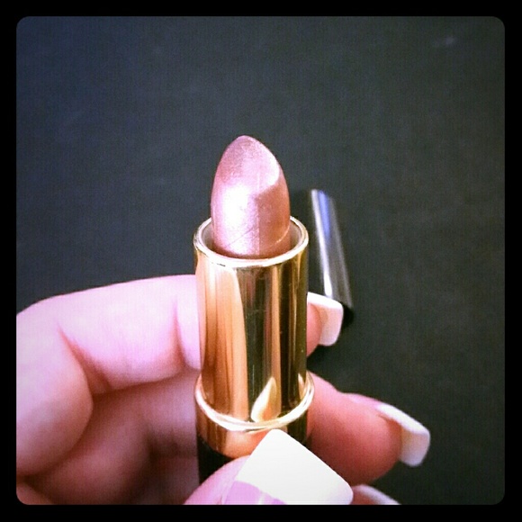 Lip stick