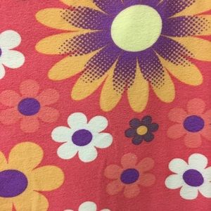 NWT TC LuLaRoe flower leggings