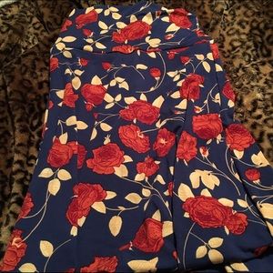 LULAROE Maxi NWT Small