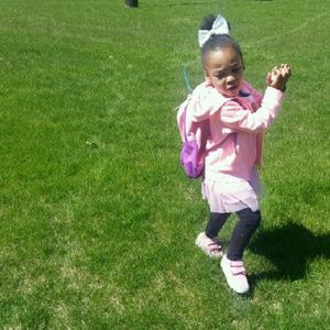 Meet your Posher, Sharon