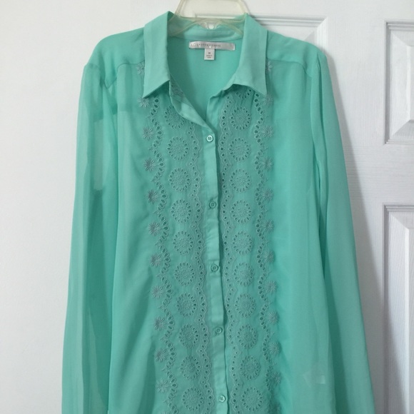 Lauren Conrad teal shirt