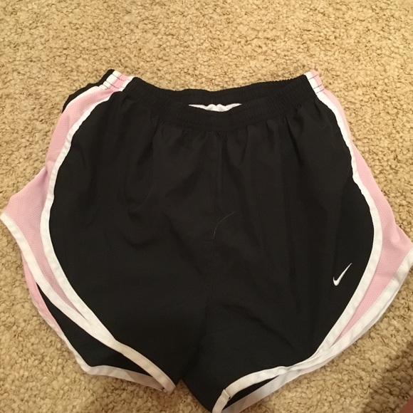 Nike Pants - Nike size small black and pink dri-fit shorts