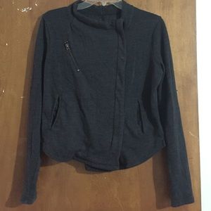 Size M converse one star sweater jacket