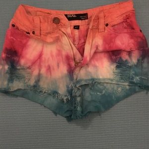 •BDG tyedye shorts•