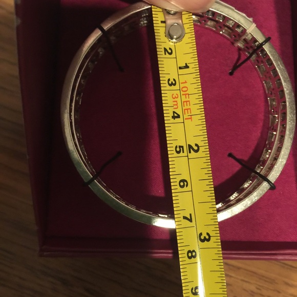 Photo to show size of Lucky Brand Bracelet