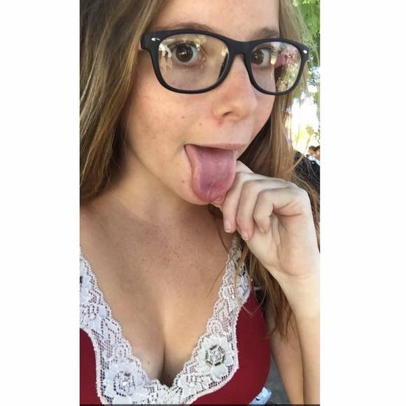 Meet your Posher, Antoinette