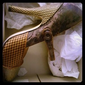 Mojo moxy shoes size 6.5