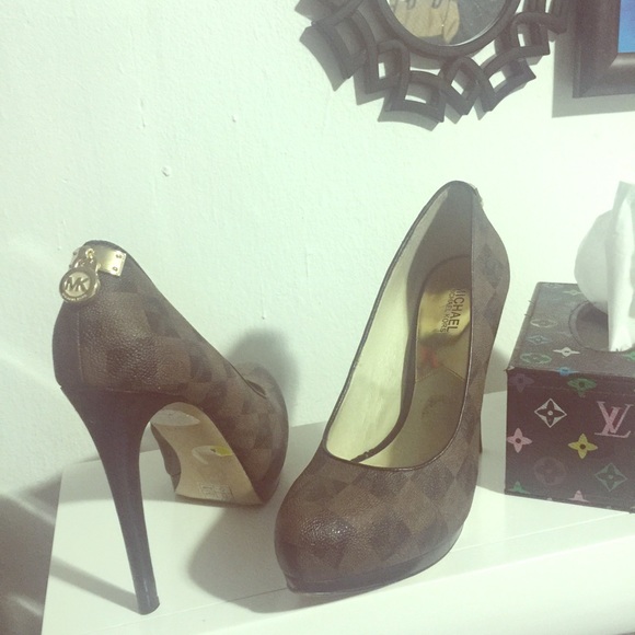 Mk authentic shoe and more