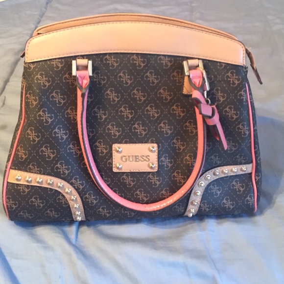 guess purse